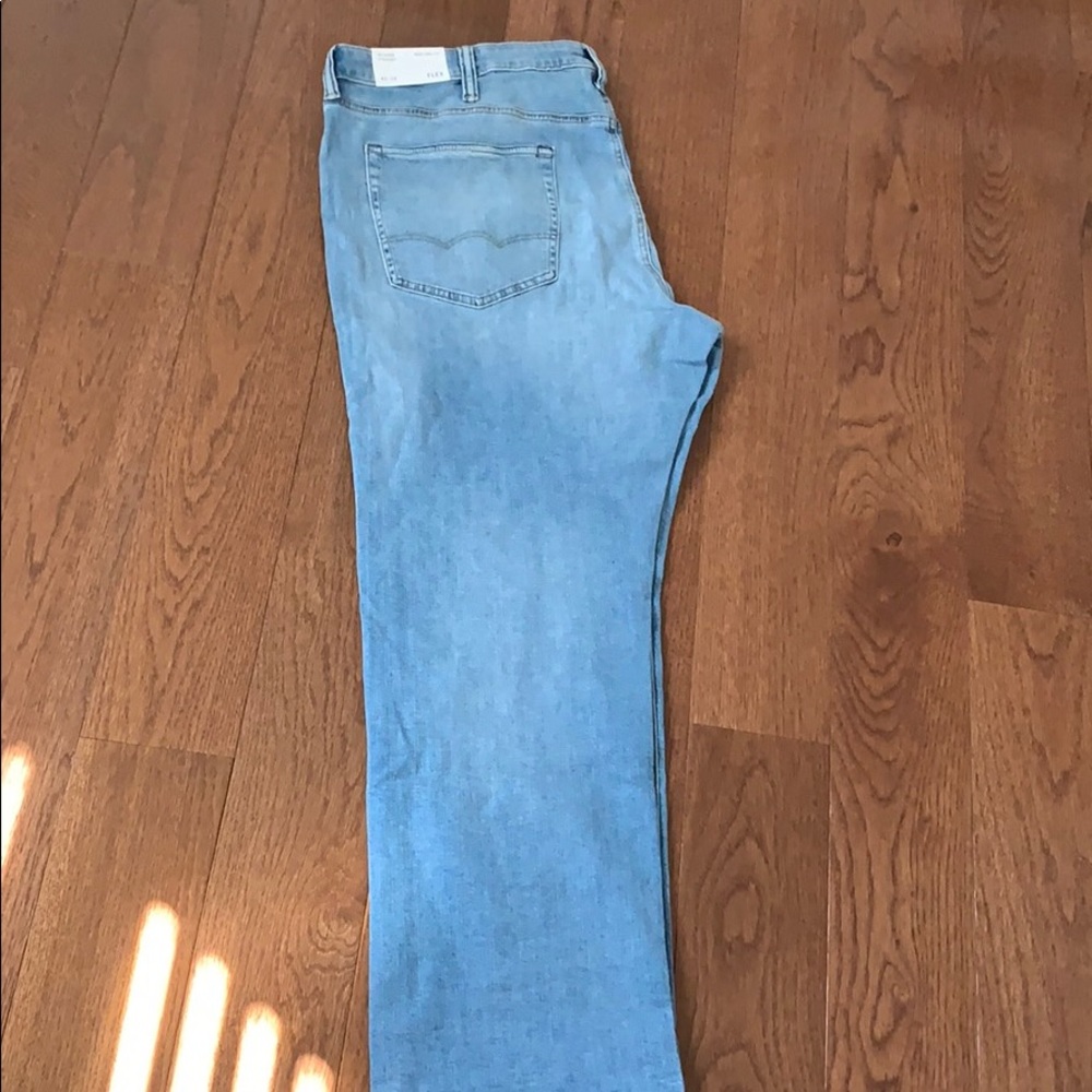 American eagle light wash jeans